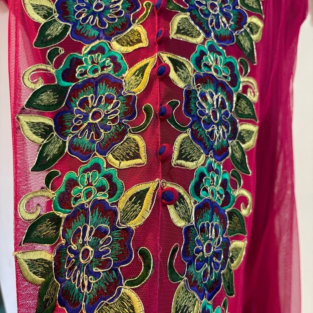 Magenta Embroidered Anarkali Gown Handmade Lined Tulle Outer Layer Indian Sz M - Picture 13 of 15